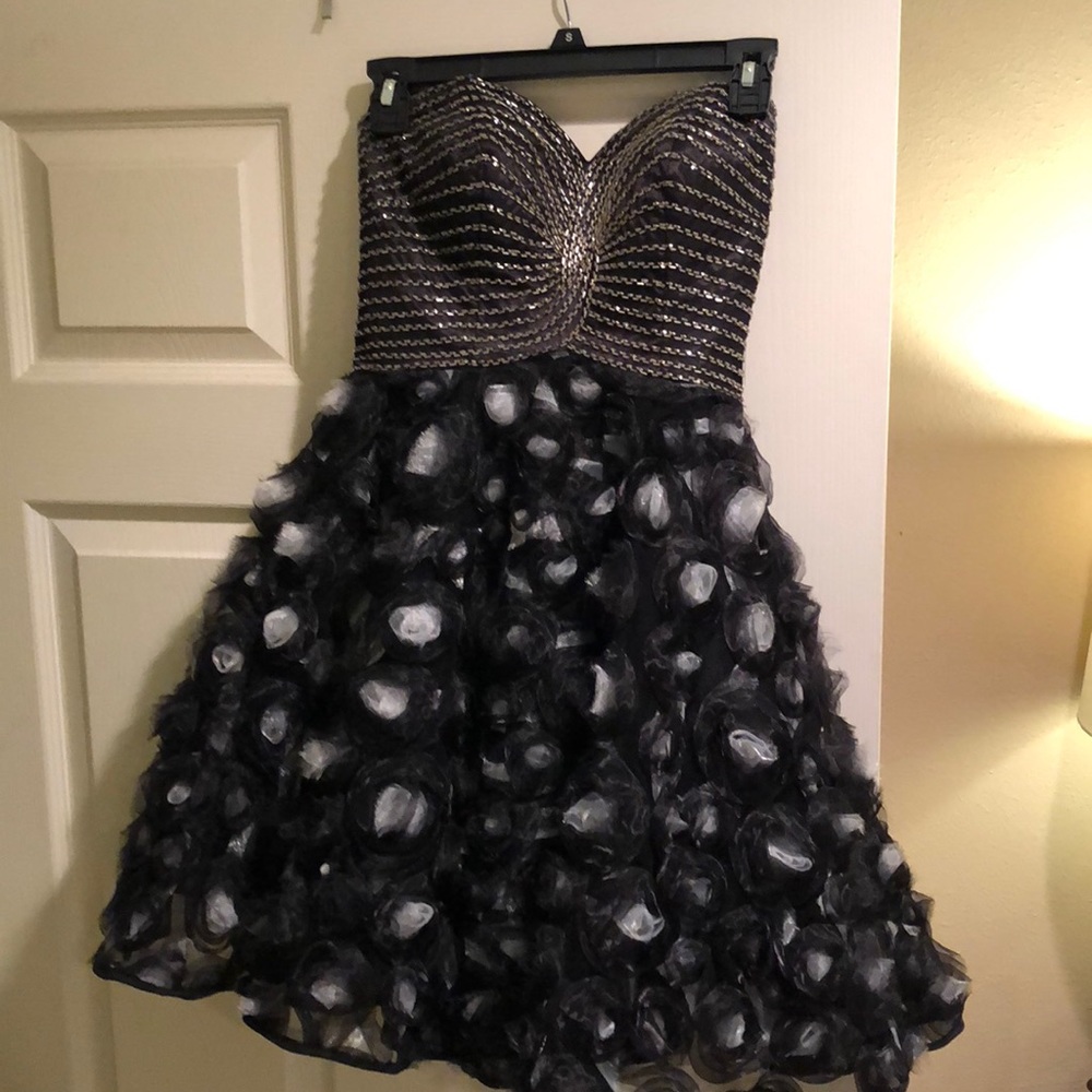 Blush Prom Black dress
